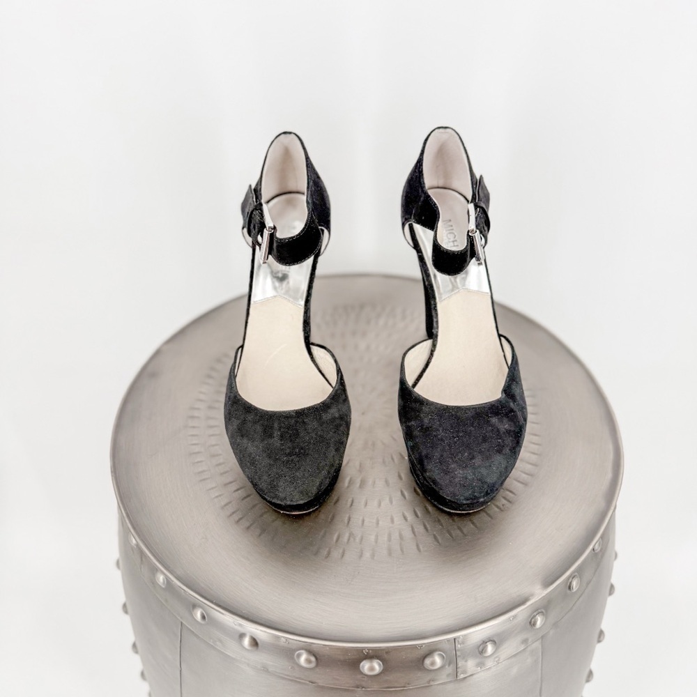 MICHAEL Michael Kors Elegant Black Heels - Picture 2 of 8